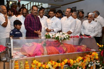 Celebrities Pay Homage to Vijaya Nirmala Garu